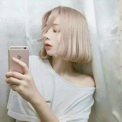 女猫